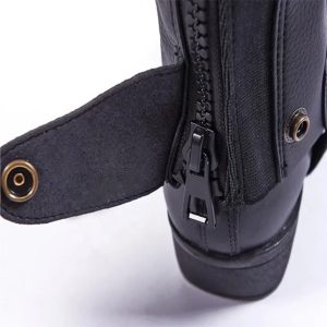 Lightweight and durable synthetic half chaps